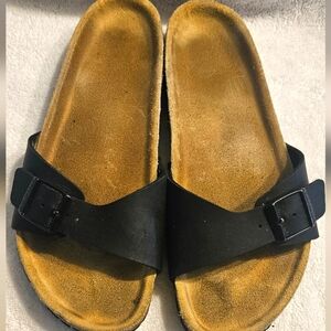 Birkenstock Madrid Sandals BirkiBuc Black Leather Women’s Size 8/39 Slides